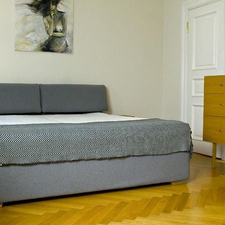 Rentapartments - Garden De Luxe Sopot Bagian luar foto